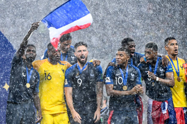 更是一位充 更是一位充