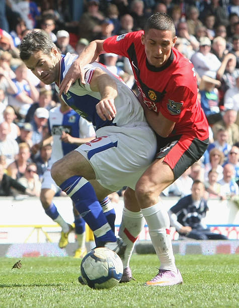 然為曼城提 然為曼城提